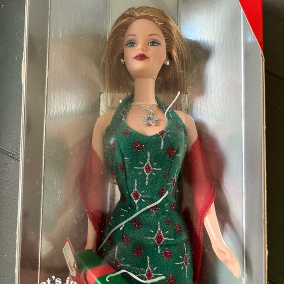 Barbie Holiday Surprise Doll - Picture 2 of 3